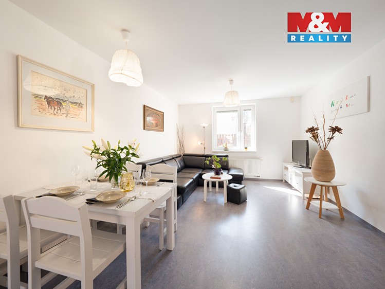 Pronájem rodinného domu 160 m², pozemek 330 m² - foto 8