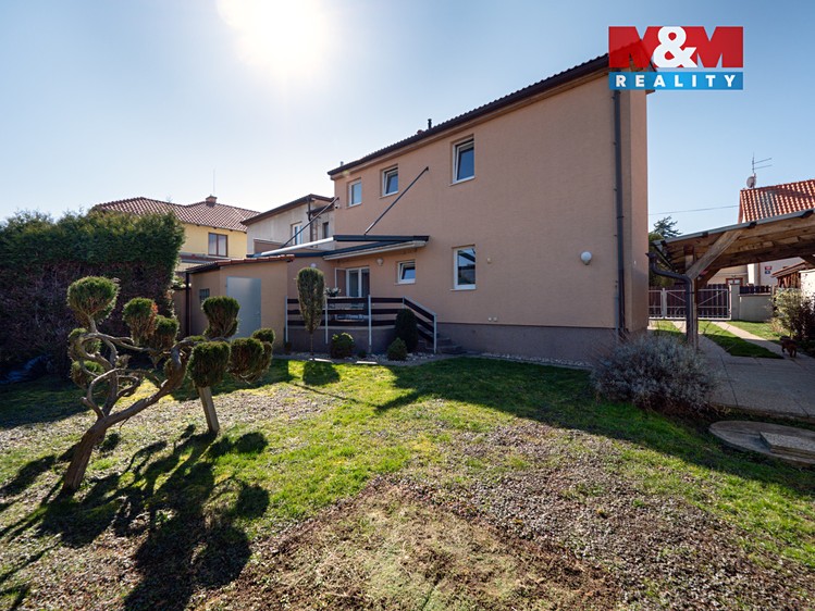 Pronájem rodinného domu 160 m², pozemek 330 m² - foto 7