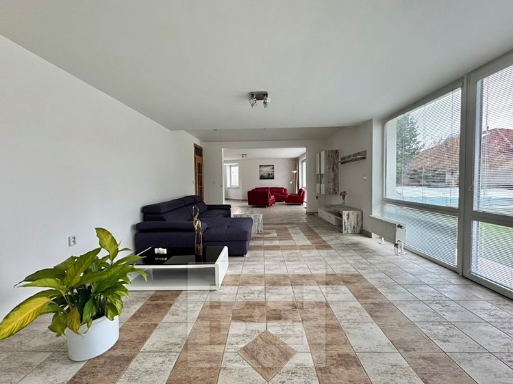 Pronájem  rodinného domu 200 m², pozemek 548 m² - foto 6