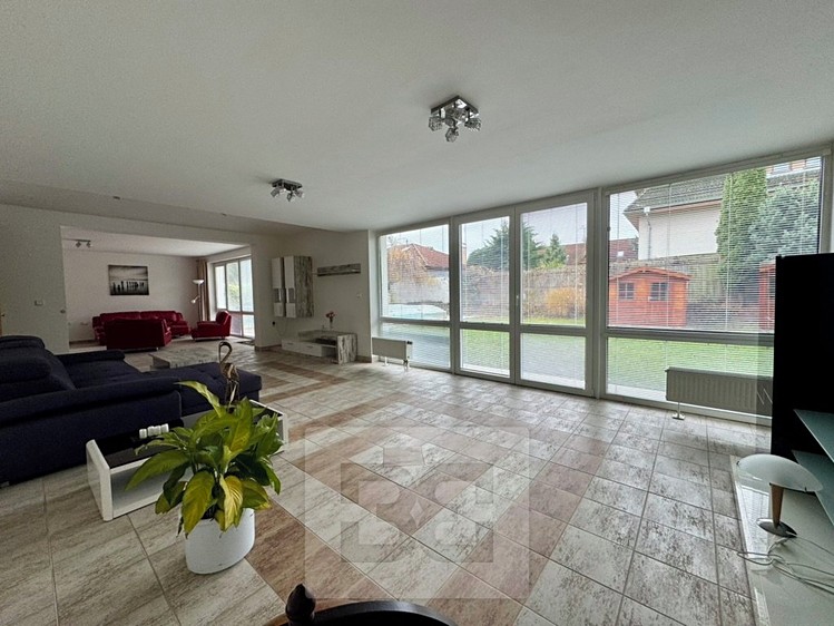 Pronájem  rodinného domu 200 m², pozemek 548 m² - foto 7