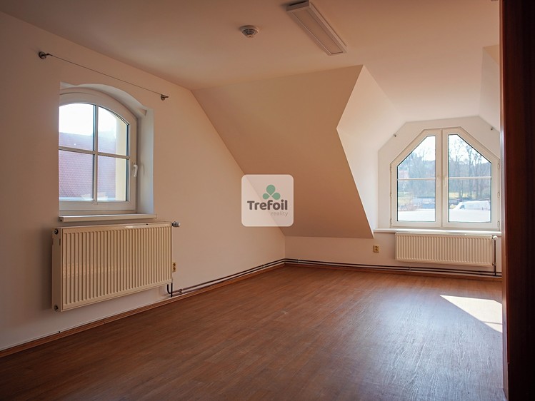 Pronájem rodinného domu 215 m², pozemek 546 m² - foto 5