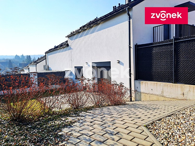 Pronájem rodinného domu 79 m², pozemek 205 m² - foto 1