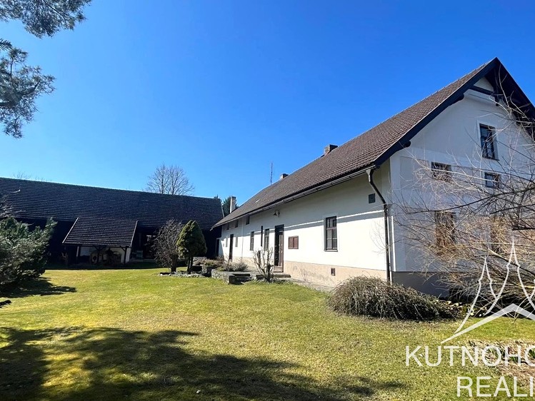 Pronájem chalupy 350 m², pozemek 1 835 m² - foto 1