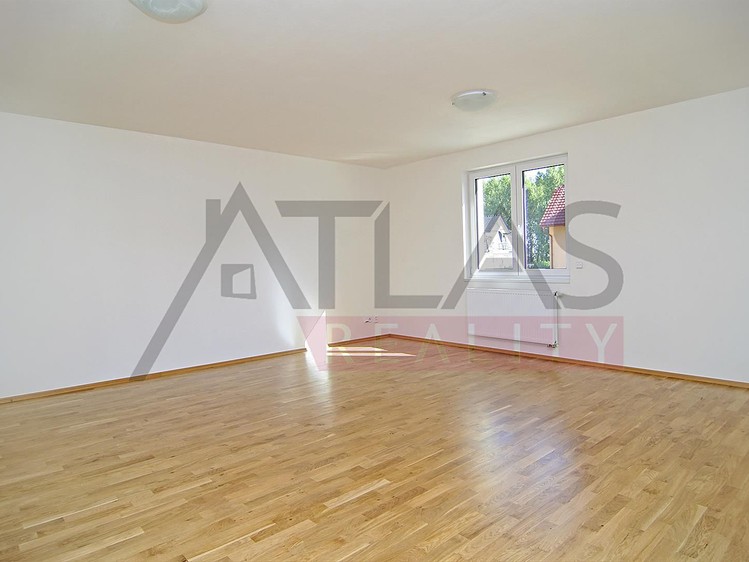 Pronájem rodinného domu 280 m², pozemek 149 m² - foto 6