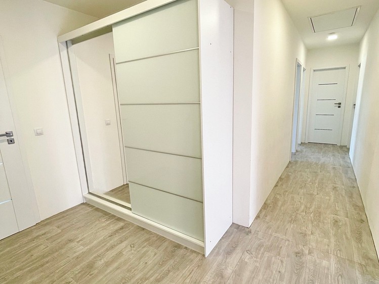 Pronájem rodinného domu 105 m², pozemek 547 m² - foto 5