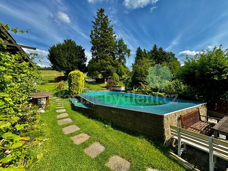 Pronájem rodinného domu 116 m², pozemek 939 m² - foto 1