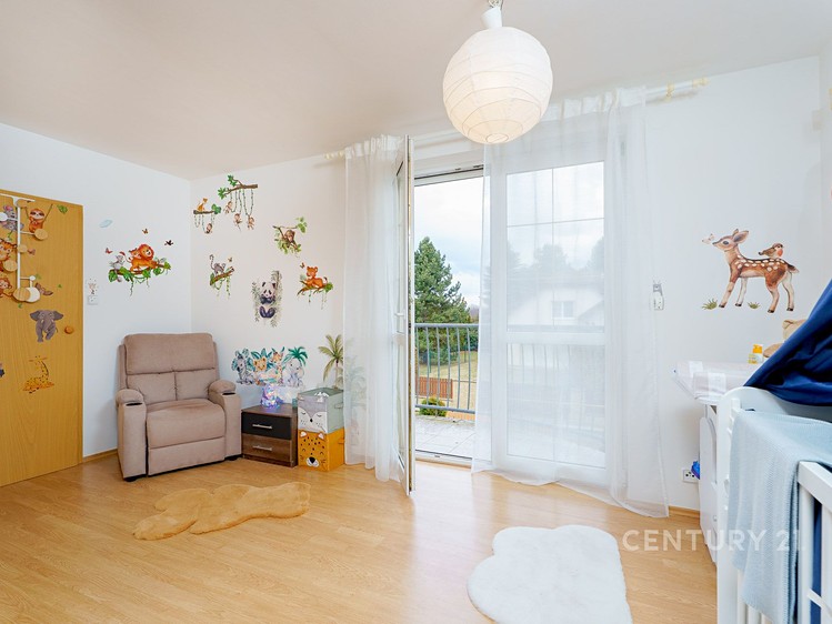 Pronájem rodinného domu 290 m², pozemek 896 m² - foto 7