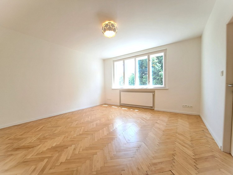 Pronájem rodinného domu 250 m², pozemek 730 m² - foto 6