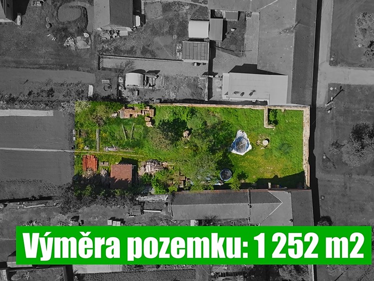 Prodej stavebního pozemku 1 252 m² - foto 5
