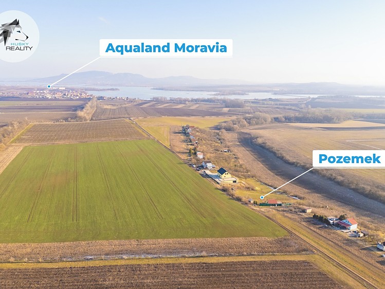 Prodej stavebního pozemku 1 217 m² - foto 5