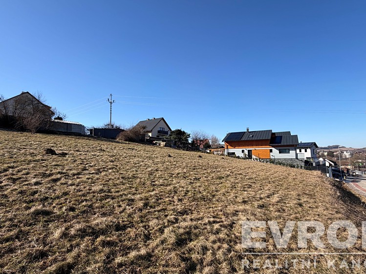 Prodej stavebního pozemku 1 252 m² - foto 6