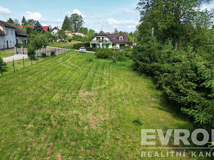 Prodej stavebního pozemku 1 234 m² - foto 2