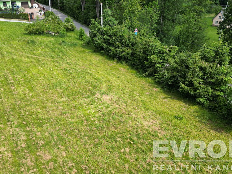 Prodej stavebního pozemku 1 234 m² - foto 6