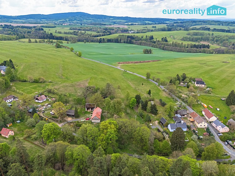 Prodej stavebního pozemku 1 330 m² - foto 4