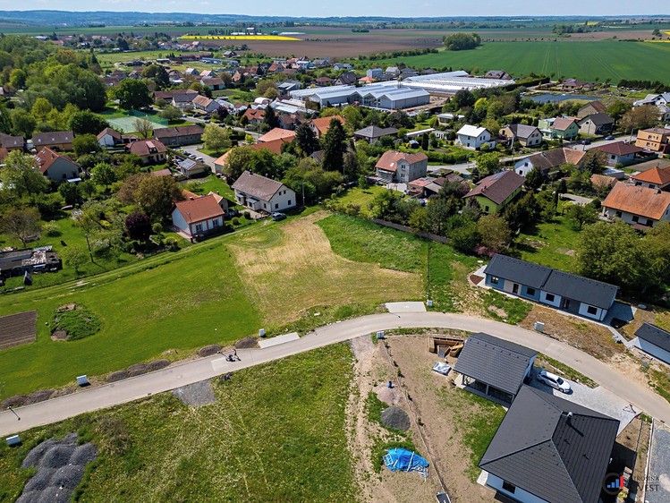 Prodej  stavebního pozemku 1 213 m² - foto 6