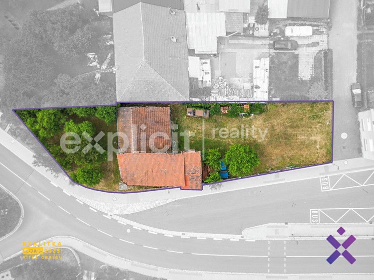 Prodej stavebního pozemku 739 m² - foto 6