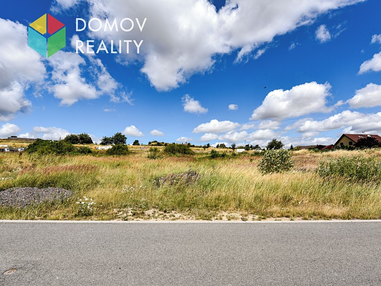 Prodej stavebního pozemku 800 m² - foto 4