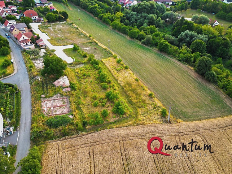 Prodej stavebního pozemku 2 715 m² - foto 3