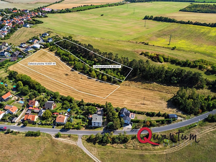 Prodej stavebního pozemku 16 339 m² - foto 1