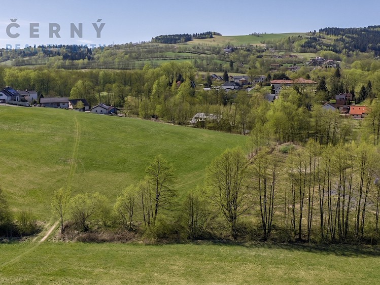 Prodej stavebního pozemku 3 625 m² - foto 1