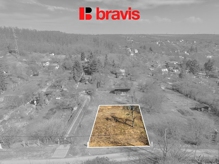 Prodej stavebního pozemku 590 m² - foto 7