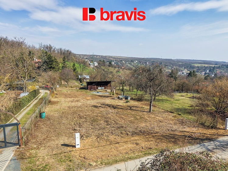 Prodej stavebního pozemku 590 m² - foto 8