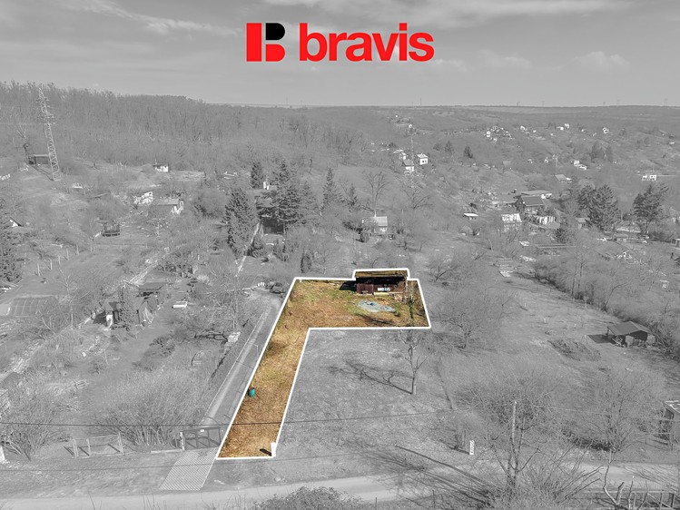 Prodej stavebního pozemku 635 m² - foto 3