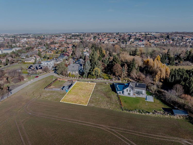 Prodej stavebního pozemku 913 m² - foto 8