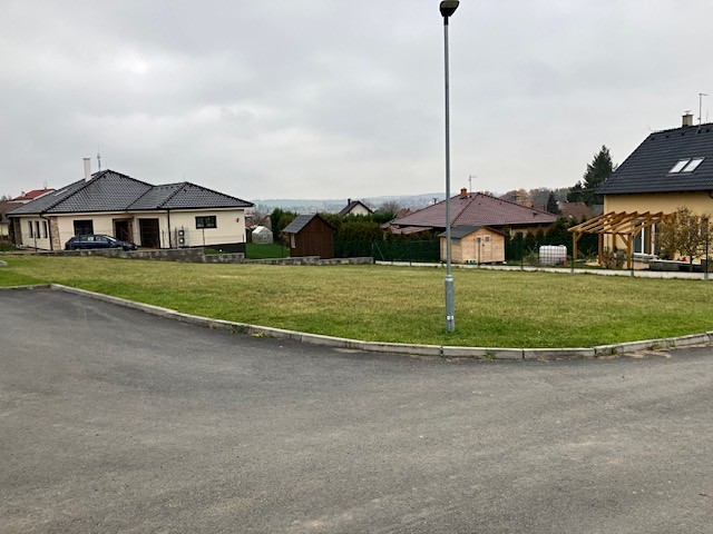 Prodej  stavebního pozemku 691 m² - foto 3