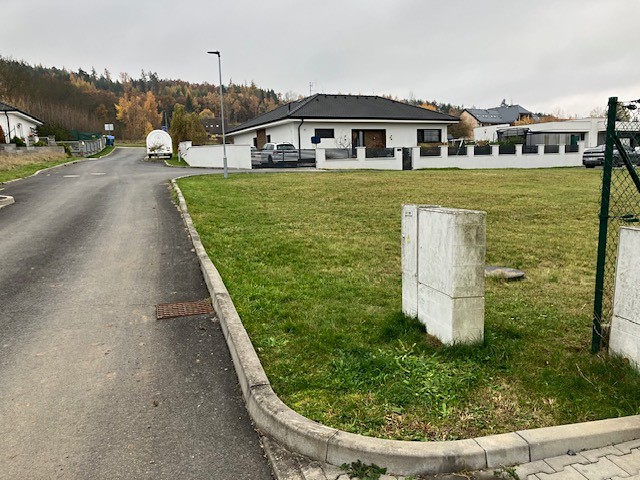 Prodej  stavebního pozemku 691 m² - foto 7