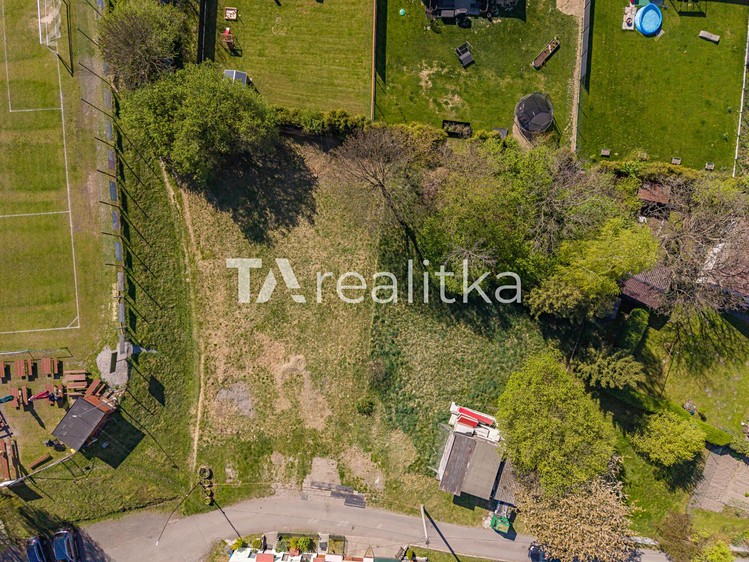 Prodej stavebního pozemku 818 m² - foto 3