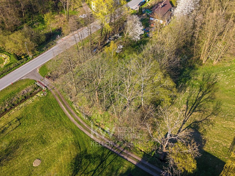 Prodej stavebního pozemku 1 005 m² - foto 8