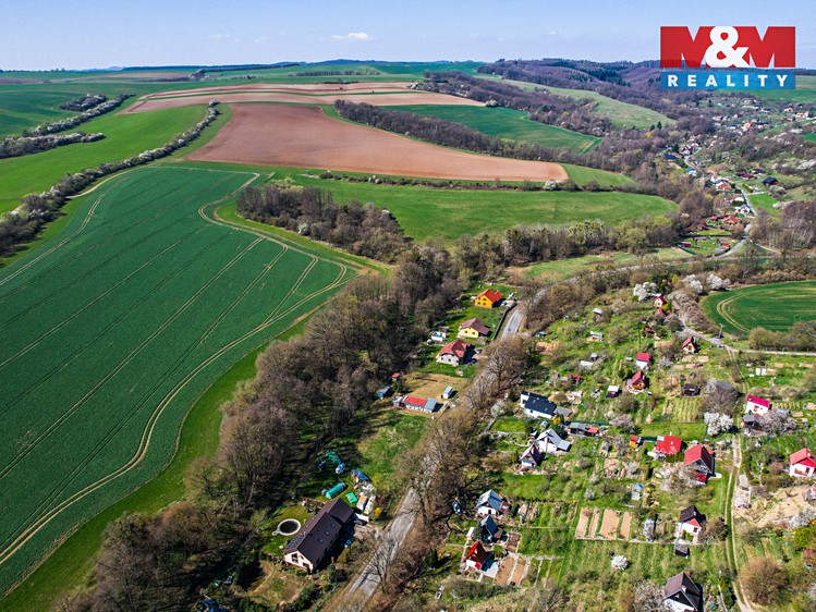 Prodej stavebního pozemku 1 500 m² - foto 5