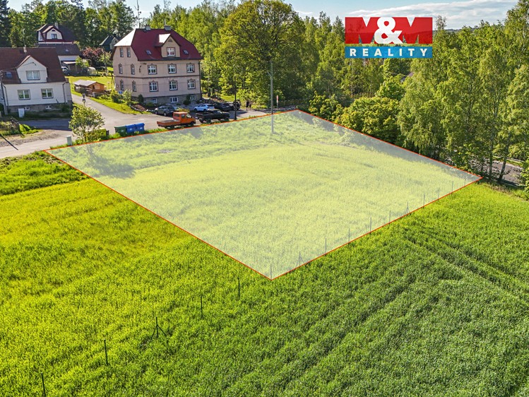 Prodej stavebního pozemku 1 590 m² - foto 1