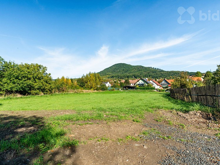 Prodej stavebního pozemku 2 356 m² - foto 7