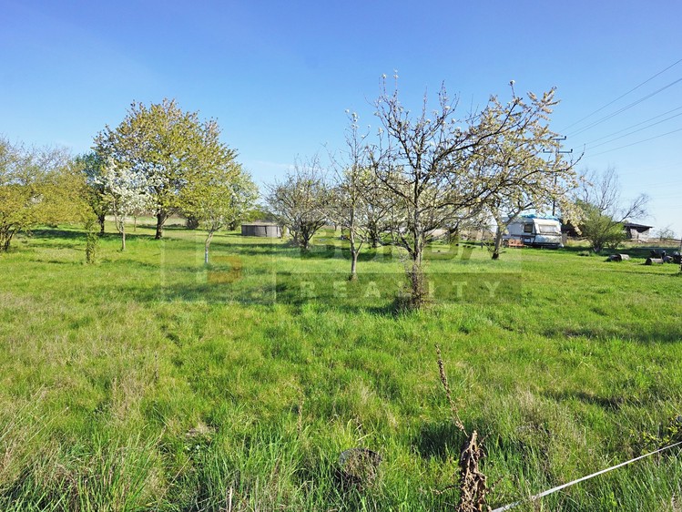 Prodej zahrady 9 817 m² - foto 1