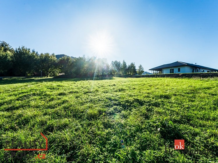 Prodej  stavebního pozemku 1 700 m² - foto 7