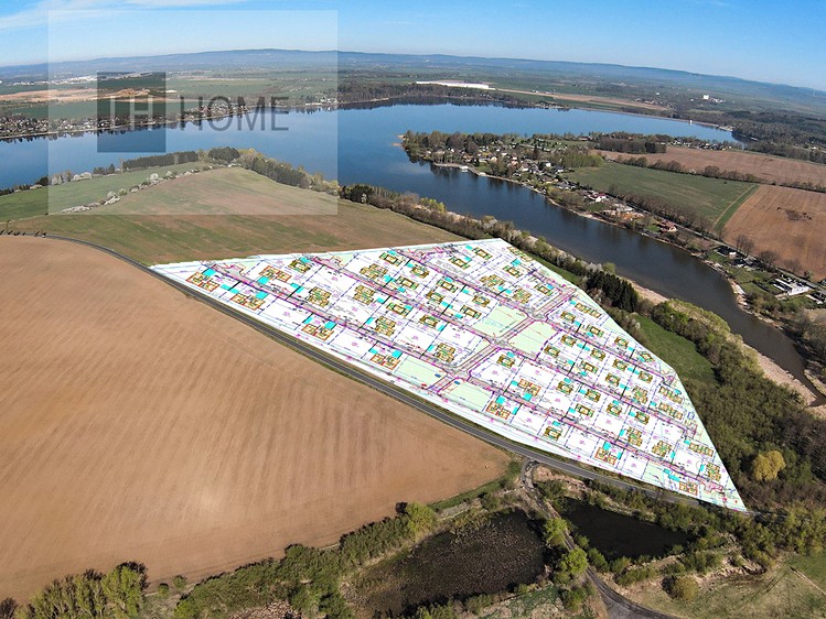 Prodej stavebního pozemku 750 m² - foto 2