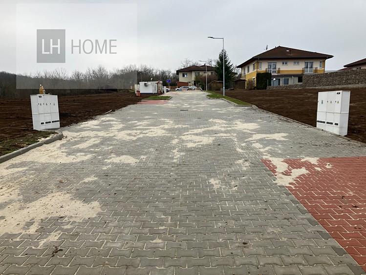 Prodej  stavebního pozemku 1 013 m² - foto 5