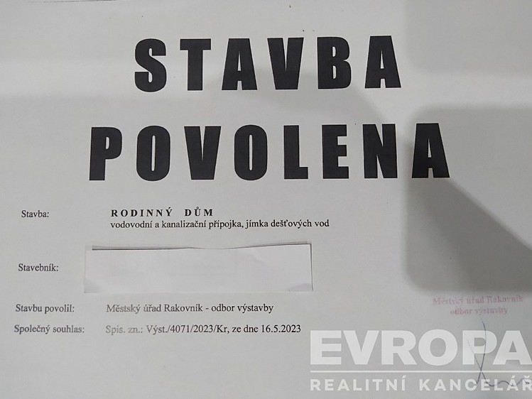 Prodej stavebního pozemku 1 300 m² - foto 4