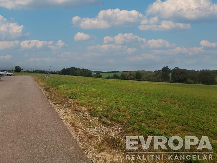 Prodej stavebního pozemku 1 400 m² - foto 5