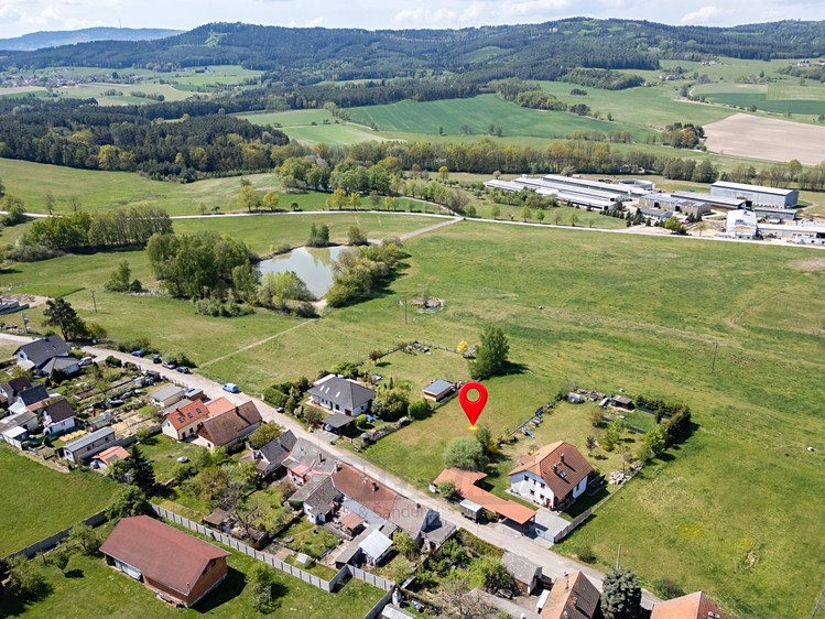 Prodej stavebního pozemku 1 750 m² - foto 6