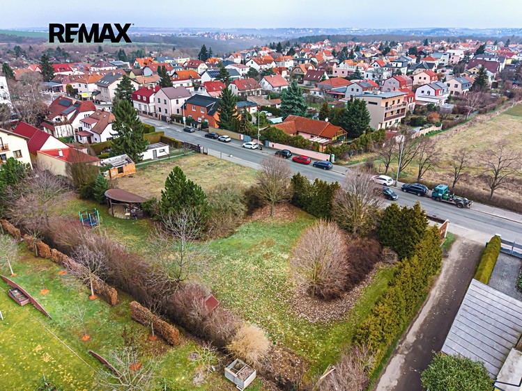 Prodej stavebního pozemku 1 391 m² - foto 5