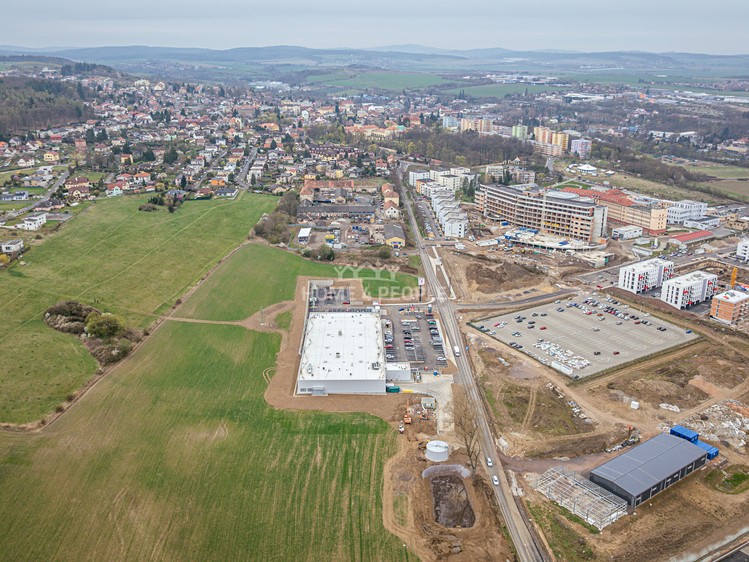 Prodej komerčního pozemku 9 478 m² - foto 1