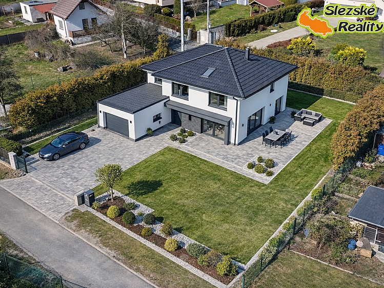 Prodej stavebního pozemku 630 m² - foto 3