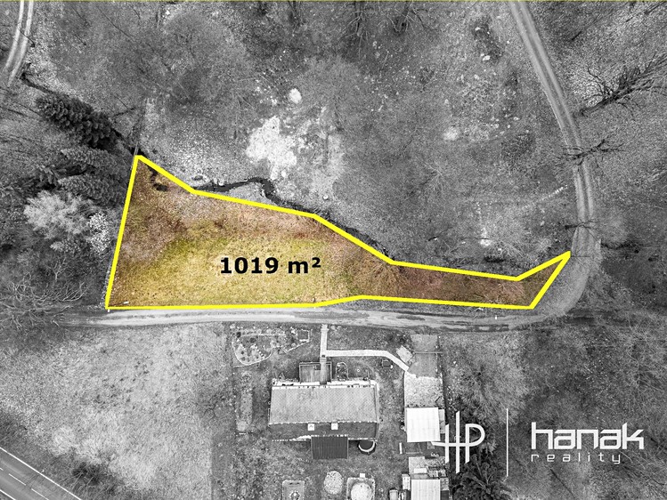 Prodej  stavebního pozemku 1 019 m² - foto 3