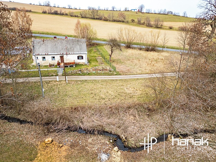 Prodej  stavebního pozemku 1 019 m² - foto 5
