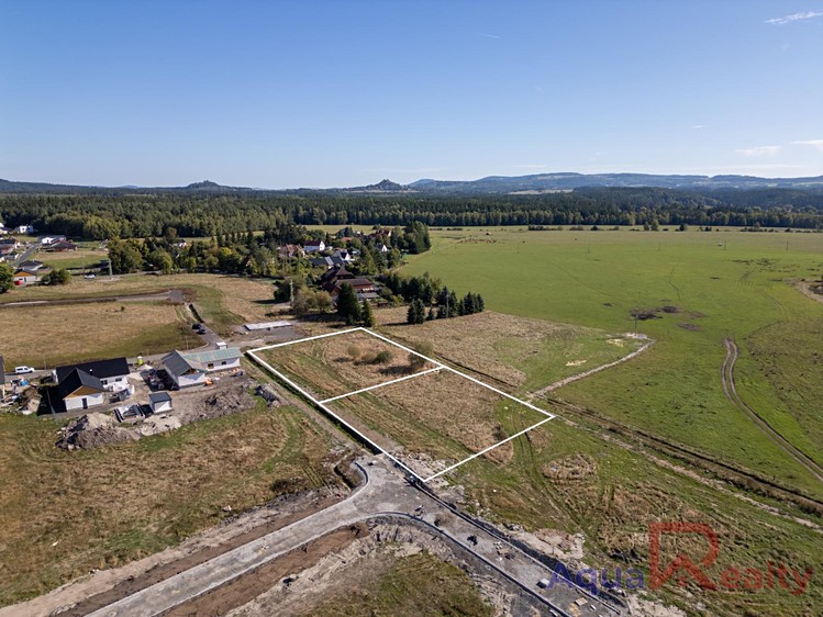 Prodej stavebního pozemku 1 999 m² - foto 3