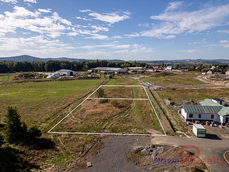 Prodej stavebního pozemku 1 999 m² - foto 6