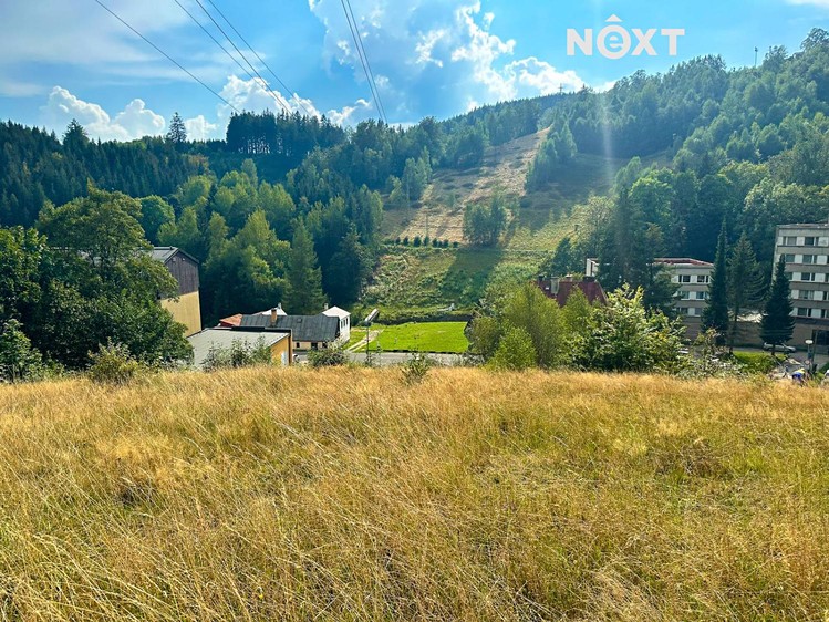 Prodej stavebního pozemku 1 270 m² - foto 3